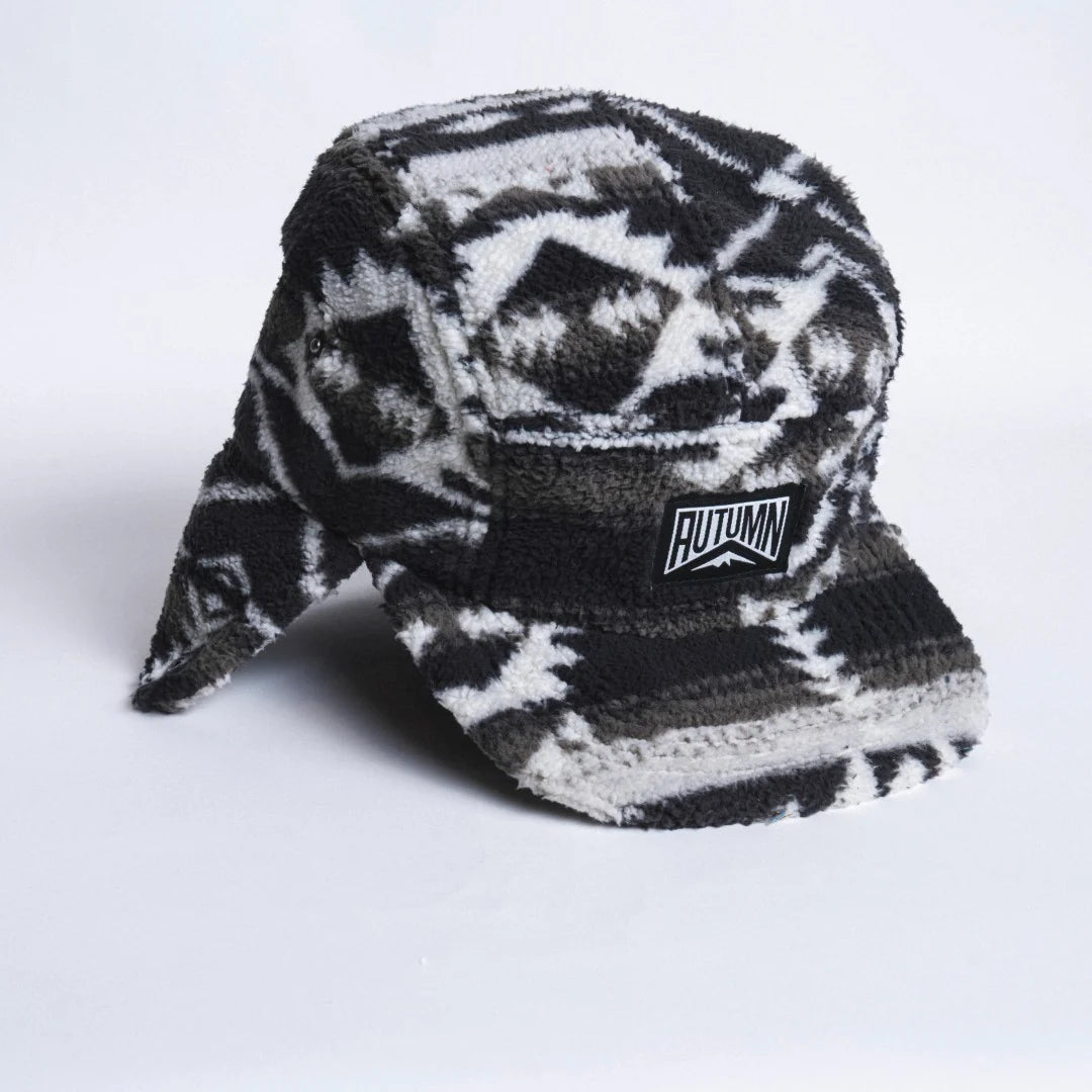 AUTUMN Fleece Flap Cap