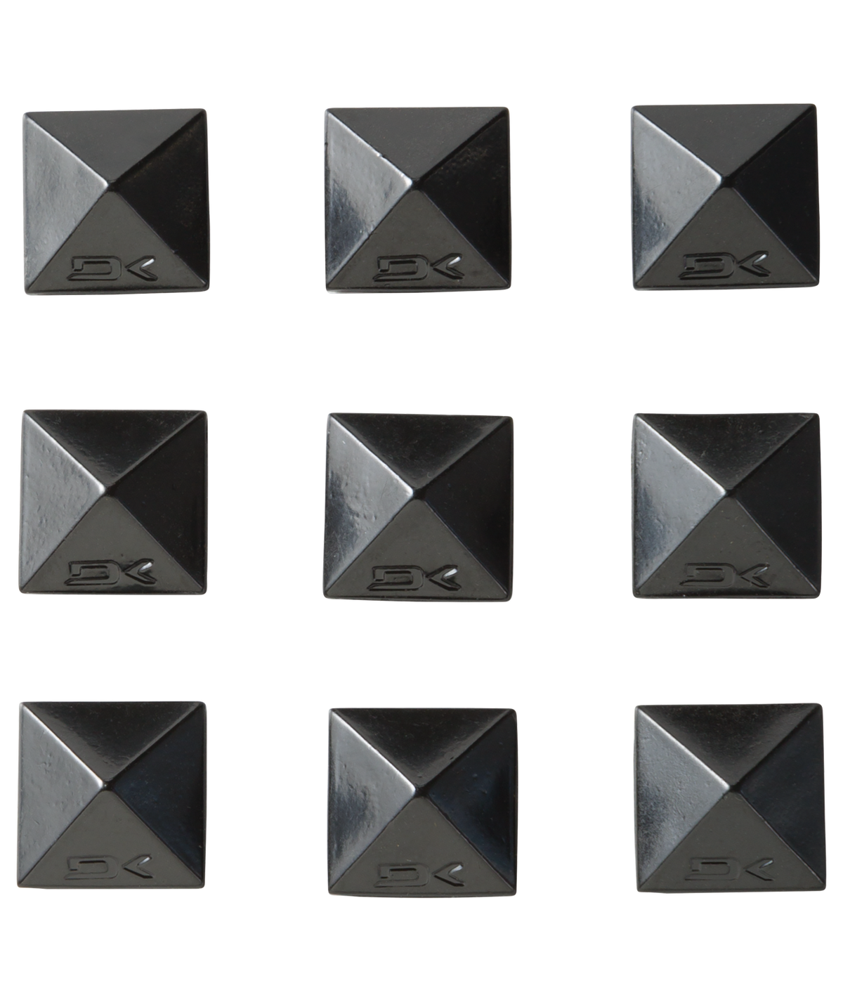 DAKINE Pyramid Studs