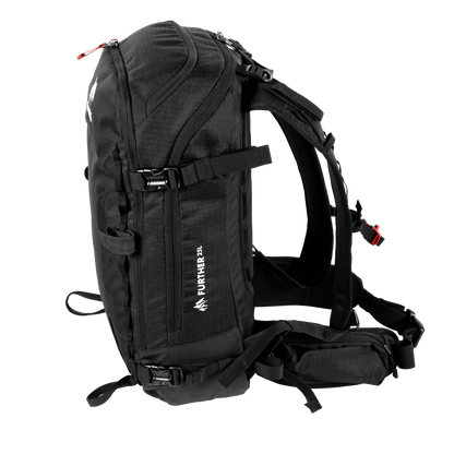 JONES Bag Further 25L Stealth Black Os Lines Snow Boutique