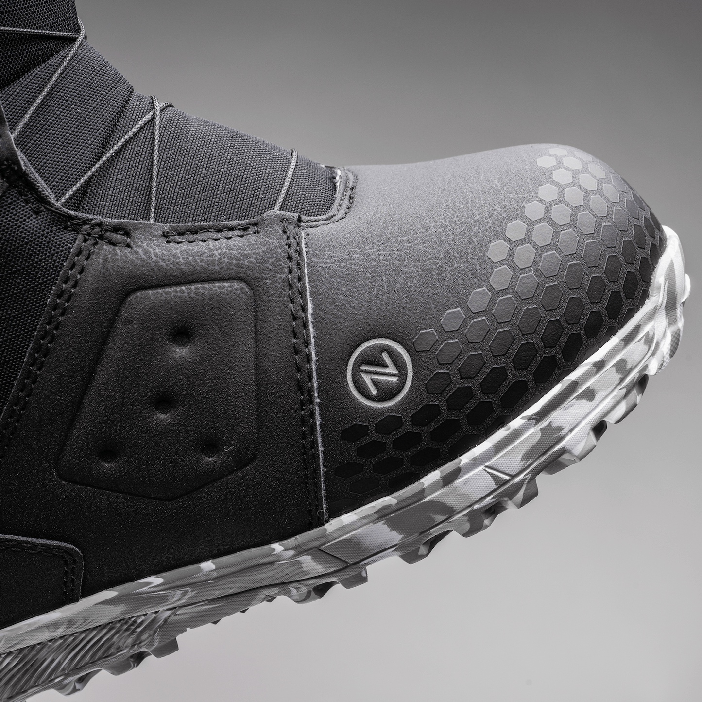 NIDECKER Micron Lines Snow Boutique