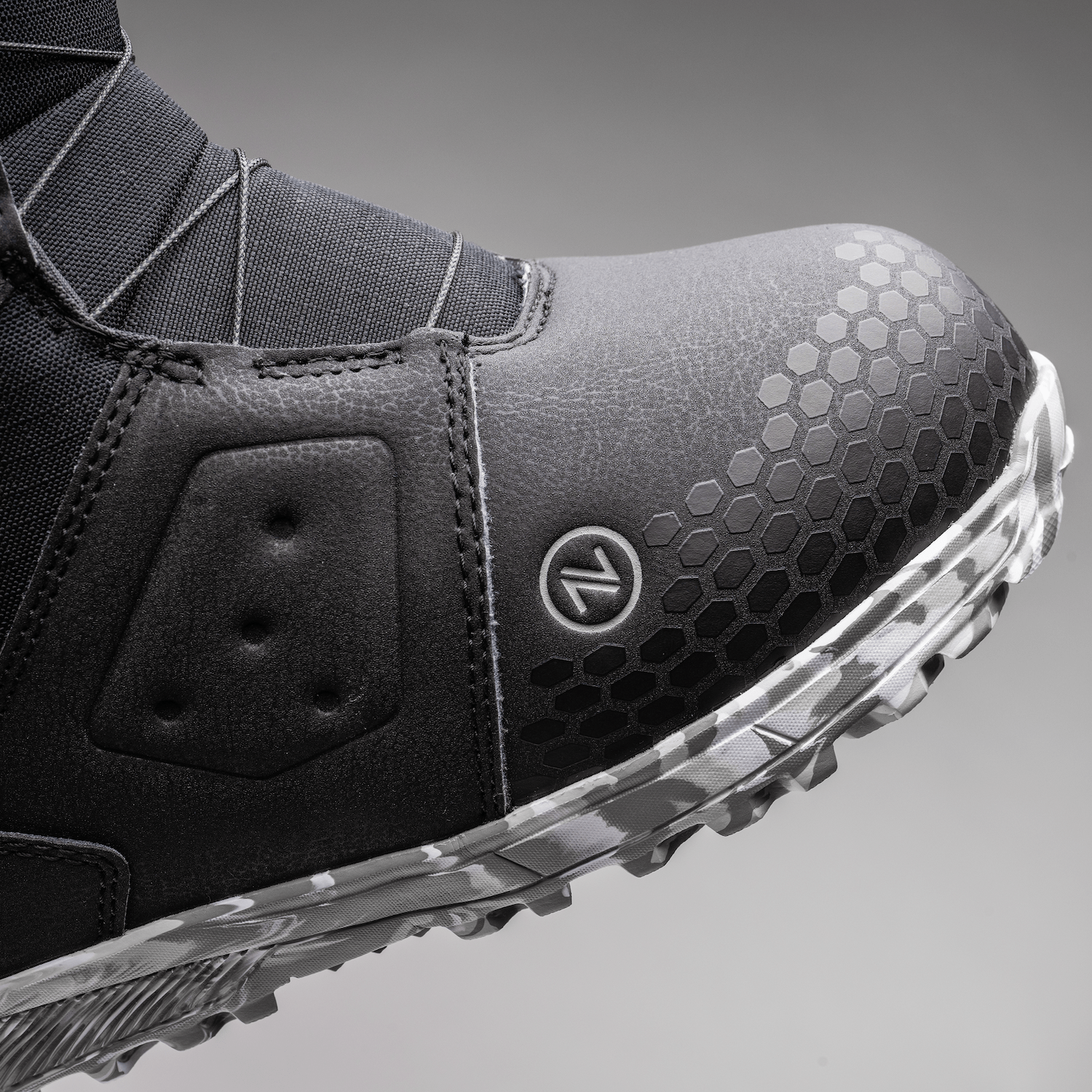 NIDECKER Micron Lines Snow Boutique