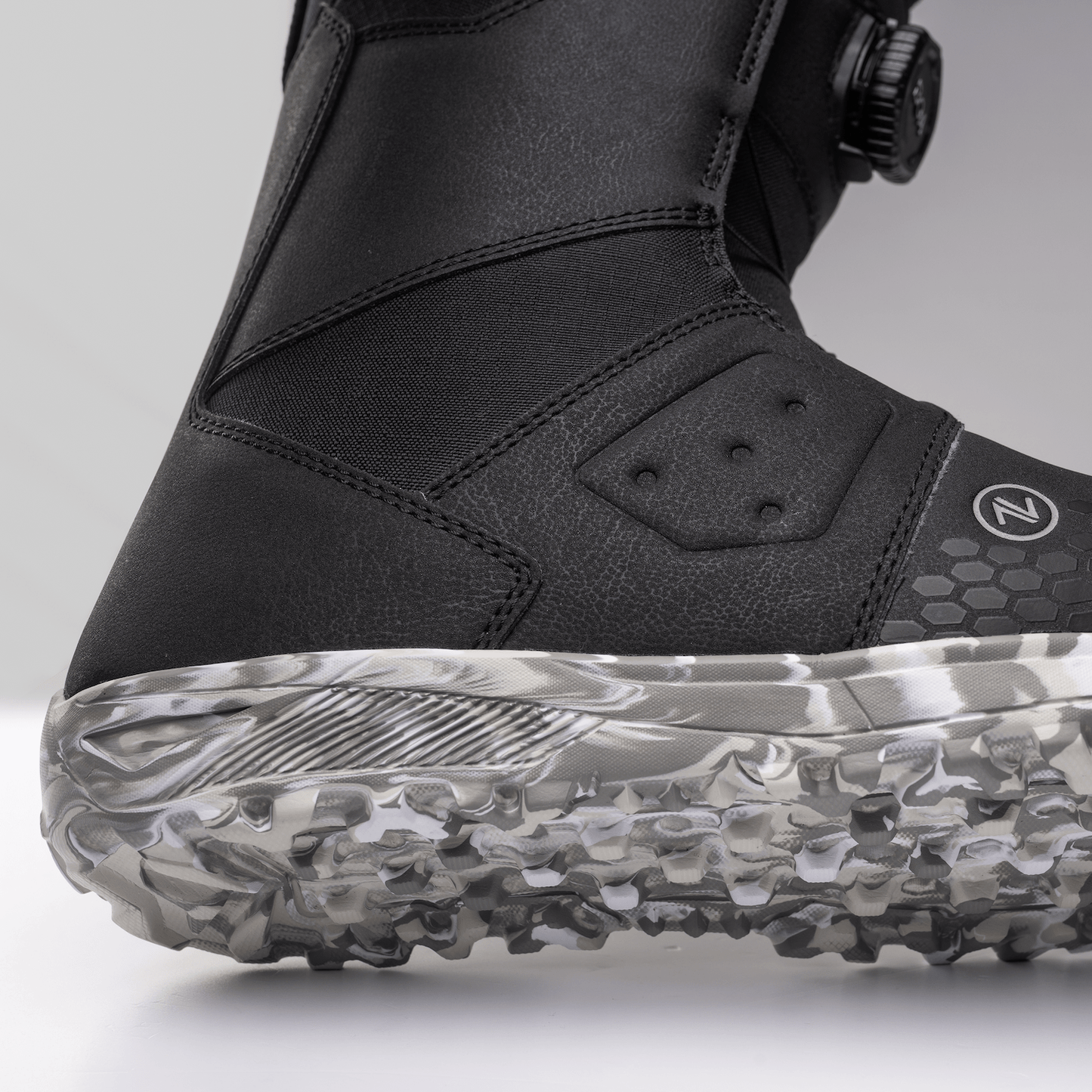 NIDECKER Micron Lines Snow Boutique