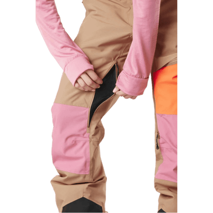 PICTURE Seen Pants Lines Snow Boutique